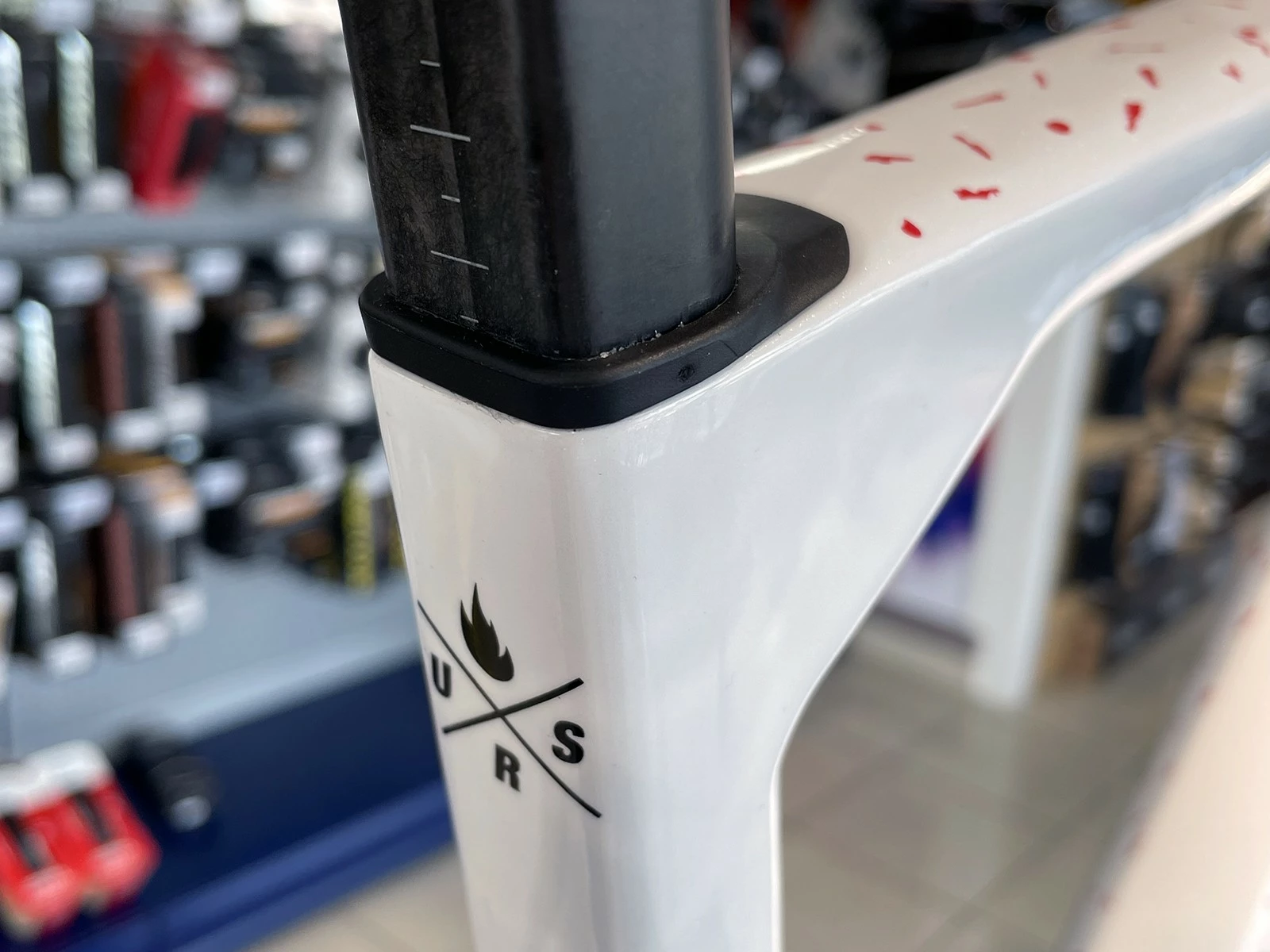 BMC Collier Tige De Selle N°30 URS01 / URS / URS LT 2022 - 30002100 2 BMC Collier Tige De Selle N°30 URS01 / URS / URS LT 2022 - 30002100 – Image 2