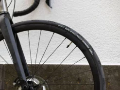 CONTINENTAL Pneu GP 5000 AS TR - Grand Prix 5000 All-Season Black Reflex -BMC || GOBIK || COLNAGO Soldes continental pneu gp 5000 as tr grand prix 5000 all season black reflex 4