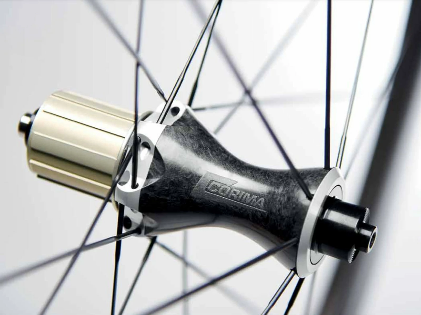 CORIMA Roues Carbone WS+ 47mm Pneus-patin 2023 2 CORIMA Roues Carbone WS+ 47mm Pneus-patin 2023 – Image 2