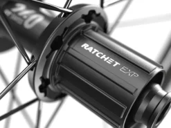 Dt-swiss DT Swiss Roues Carbone ARC 1400 Dicut® DB 62mm Disques/tubeless Ready 2023 6 Dt-swiss DT Swiss Roues Carbone ARC 1400 Dicut® DB 62mm Disques/tubeless Ready 2023 -BMC || GOBIK || COLNAGO Soldes dt swiss roues carbone arc 1400 dicut db 62mm disquestubeless ready 2023 2