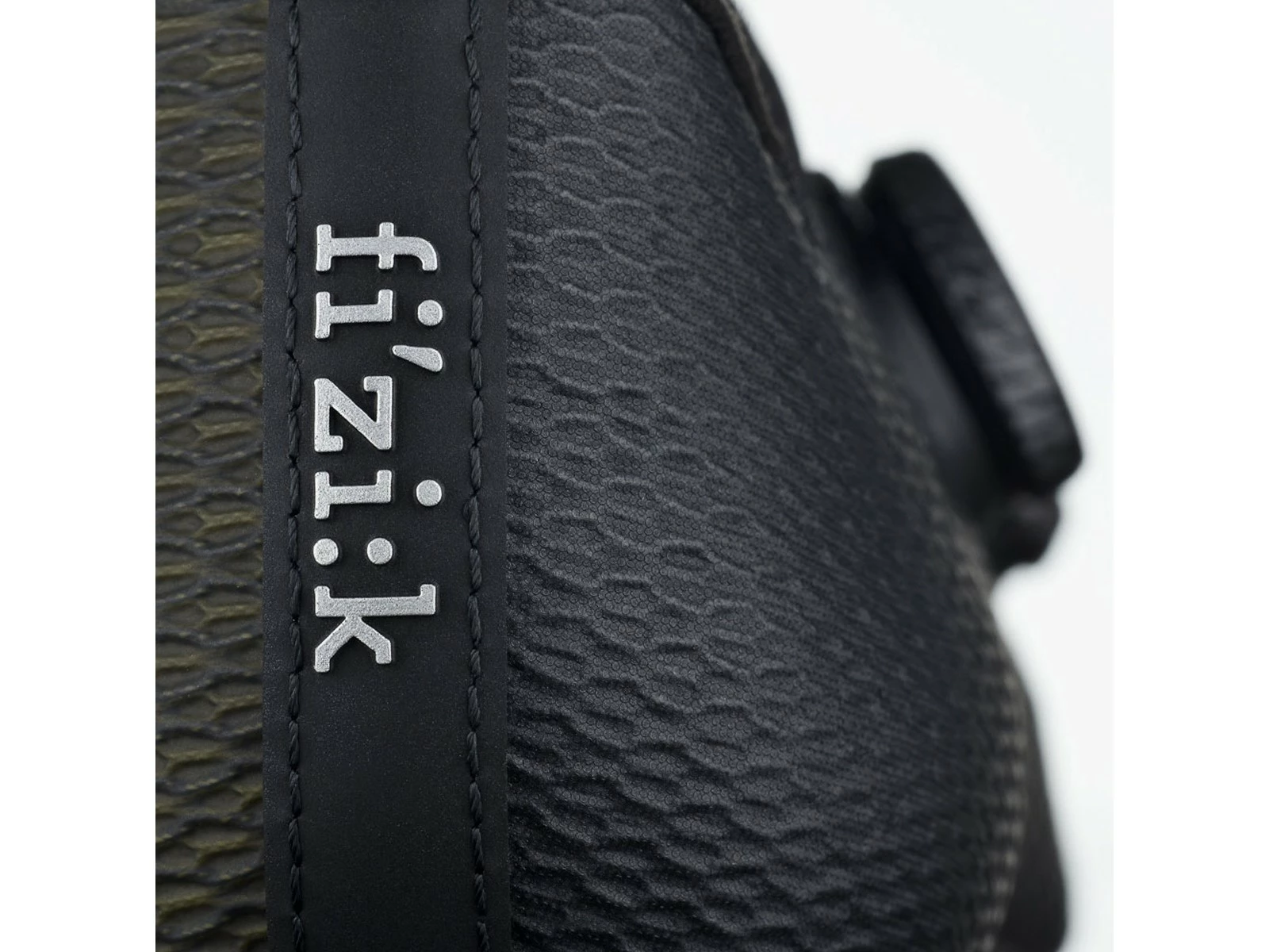 FIZIK Vento Stabilita Carbon Chaussures Black / Fluo Yellow 8 FIZIK Vento Stabilita Carbon Chaussures Black / Fluo Yellow – Image 8