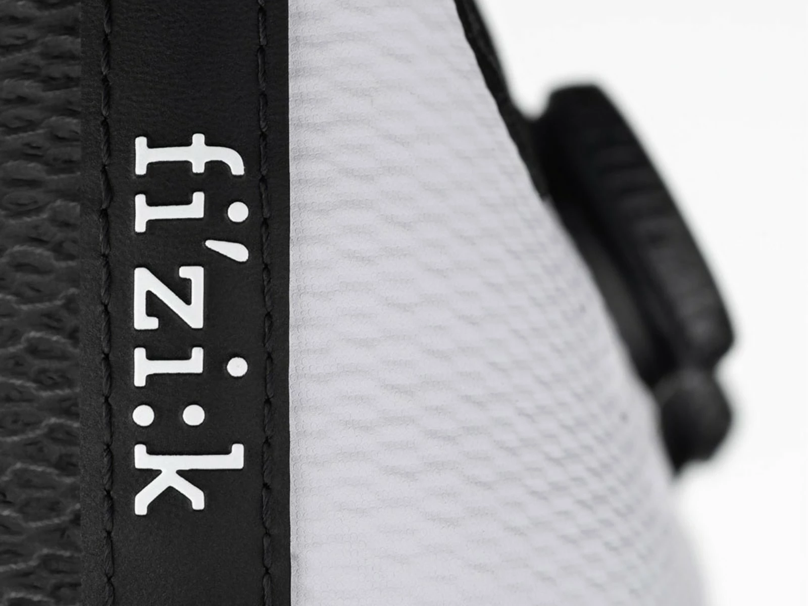 FIZIK Vento Stabilita Carbon Chaussures White / Black 8 FIZIK Vento Stabilita Carbon Chaussures White / Black – Image 8