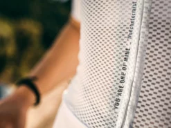 GOBIK Carrera 2.0 Moon Maillot Manches Courtes Warm 2022 -BMC || GOBIK || COLNAGO Soldes gobik carrera 20 moon maillot manches courtes warm 2022 4