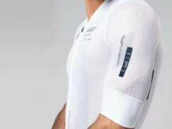 GOBIK Carrera 2.0 Unisex Hakuba Maillot Manches Courtes Warm 2023 -BMC || GOBIK || COLNAGO Soldes gobik carrera 20 unisex hakuba maillot manches courtes warm 2023 4