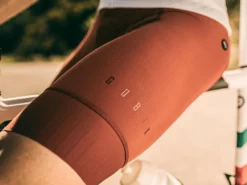 GOBIK Cuissard Court Absolute Revolution K10 Ferro Warm 2022 -BMC || GOBIK || COLNAGO Soldes gobik cuissard court absolute revolution k10 ferro warm 2022 5