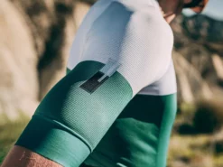 GOBIK CX Pro 2.0 Fern Maillot Manches Courtes Warm 2022 -BMC || GOBIK || COLNAGO Soldes gobik cx pro 20 fern maillot manches courtes warm 2022 4