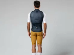 GOBIK Plus 2.0 Unisex Meteor Veste Sans Manches Warm 2023 16 GOBIK Plus 2.0 Unisex Meteor Veste Sans Manches Warm 2023 -BMC || GOBIK || COLNAGO Soldes gobik plus 20 unisex meteor veste sans manches warm 2023 7