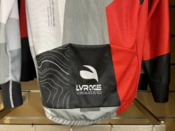 LVR CYCLES X GOBIK Maillot Manche Longues Atomic Pro 2022 -BMC || GOBIK || COLNAGO Soldes lvr cycles x gobik maillot manche longues atomic pro 2022 9