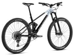 MONDRAKER Raze VTT Trail Black White 2023 5 MONDRAKER Raze VTT Trail Black White 2023 -BMC || GOBIK || COLNAGO Soldes mondraker raze vtt trail black white 2023 2