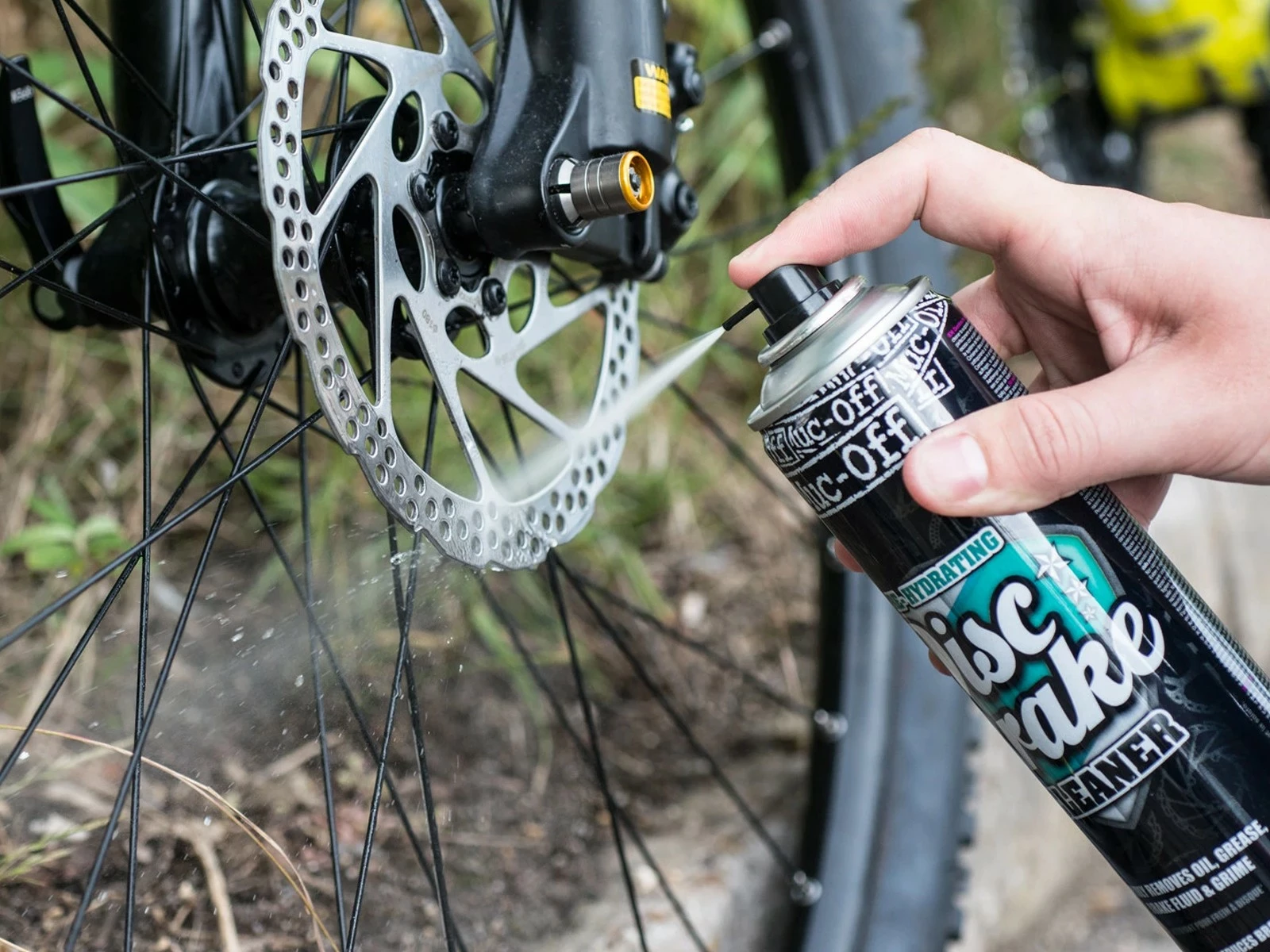 MUC-OFF Disc Brake Cleaner Dégraissant Disque - Aérosol 750ml 5 MUC-OFF Disc Brake Cleaner Dégraissant Disque - Aérosol 750ml – Image 5