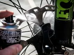 MUC-OFF Disc Brake Cleaner Dégraissant Disque - Aérosol 750ml 14 MUC-OFF Disc Brake Cleaner Dégraissant Disque - Aérosol 750ml -BMC || GOBIK || COLNAGO Soldes muc off disc brake cleaner degraissant disque aerosol 750ml 6