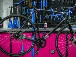 MUC-OFF Inner Tube Sealant Liquide Préventif - 300 Ml -BMC || GOBIK || COLNAGO Soldes muc off inner tube sealant liquide preventif 300 ml 10