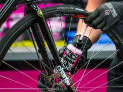 MUC-OFF Inner Tube Sealant Liquide Préventif - 300 Ml -BMC || GOBIK || COLNAGO Soldes muc off inner tube sealant liquide preventif 300 ml 8