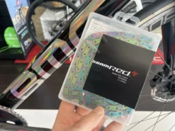 SRAM Chaîne 12v RED Rainbow 114 Maillons -BMC || GOBIK || COLNAGO Soldes sram chaine 12v red rainbow 114 maillons 2